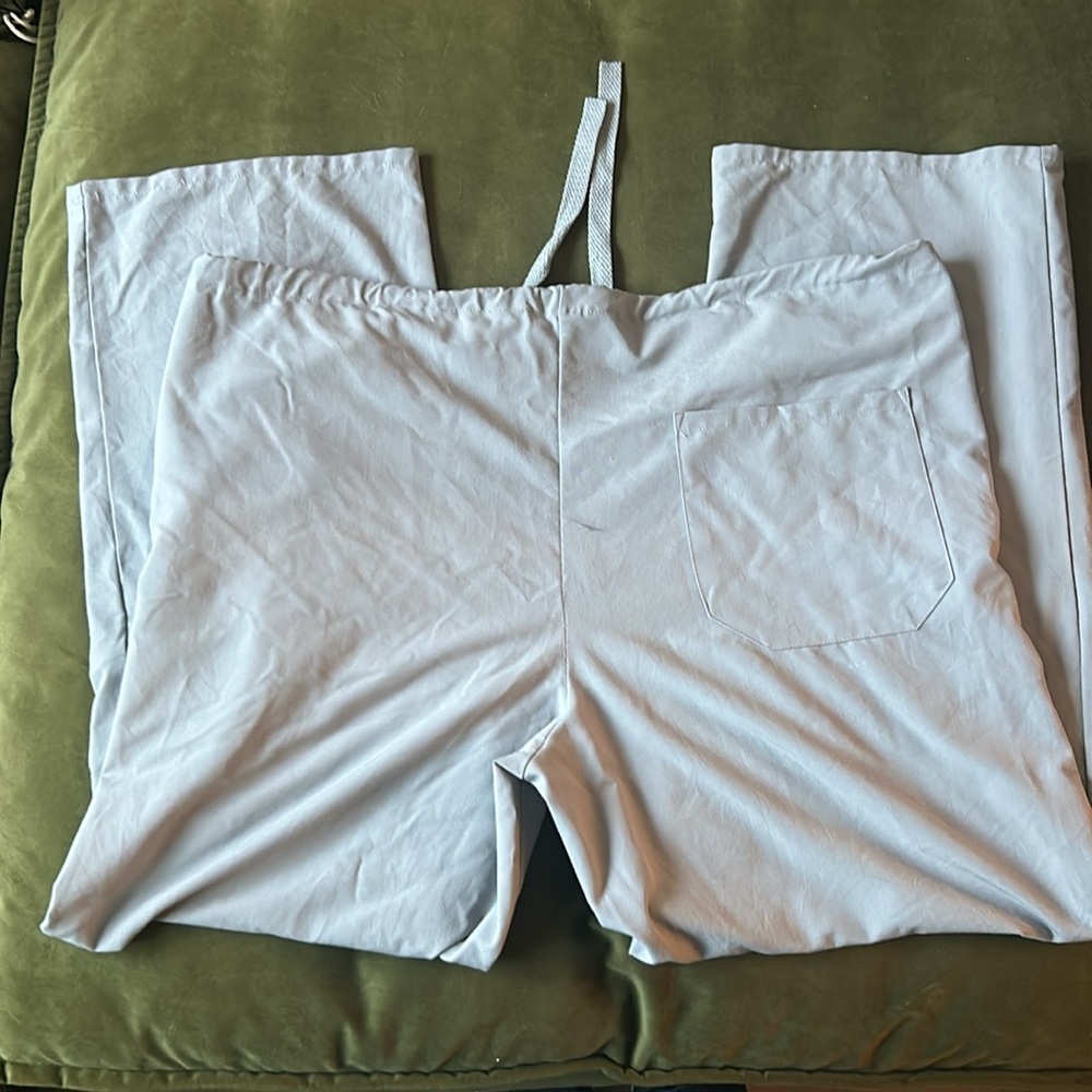 AVE by Medline Women’s Scrub Pants - Picture 2 of 2